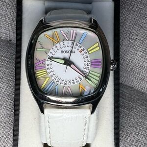 Honora White watch